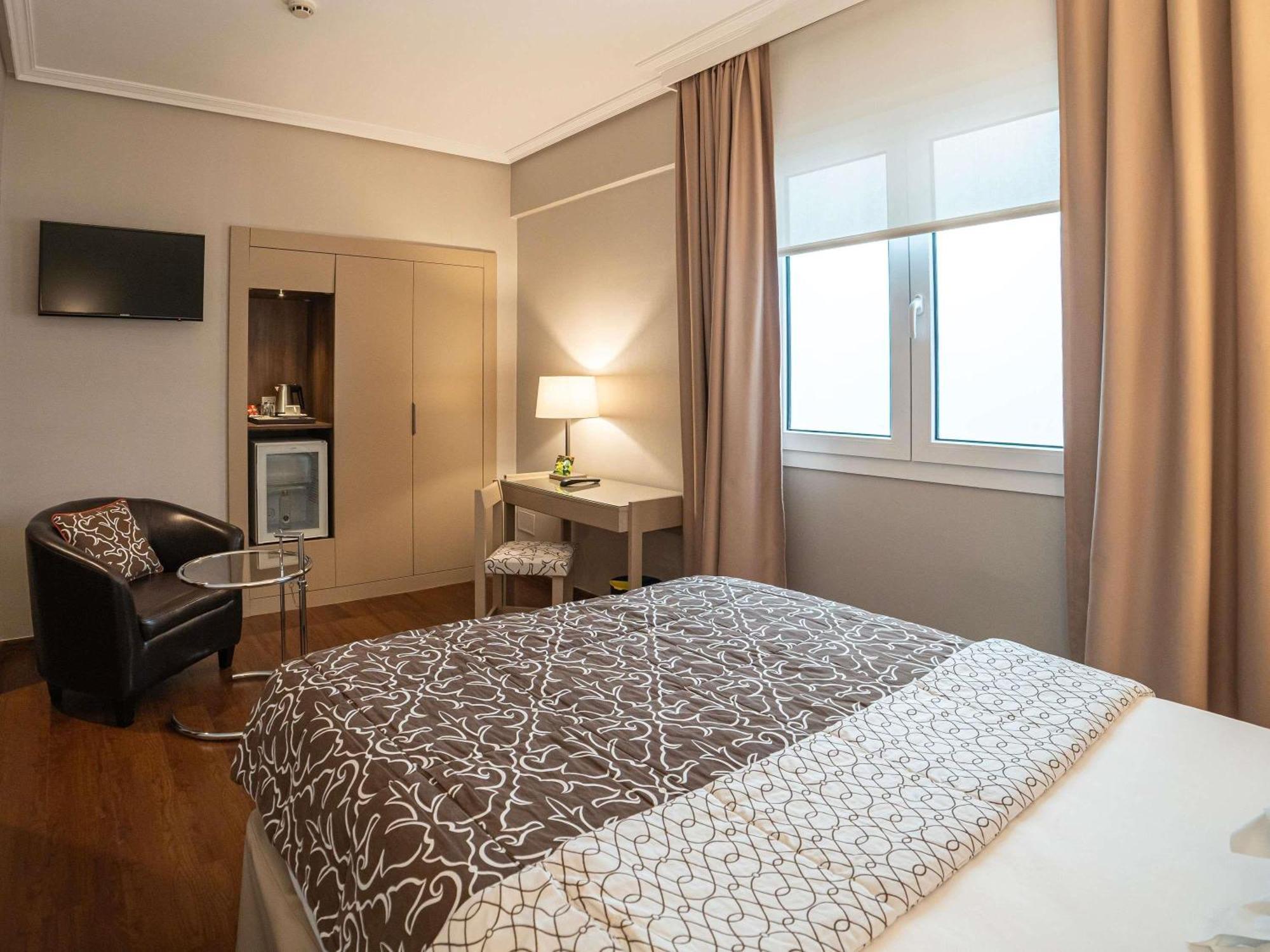 Single Room,1704871103:JPEG